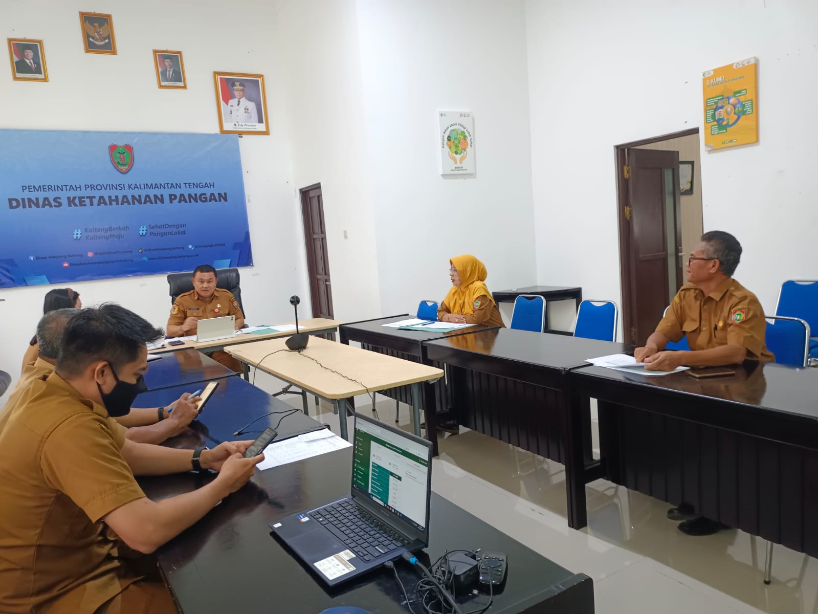 Dinas Ketahanan Pangan Prov. Kalteng Evaluasi Perkembangan Harga Beras di Daerah