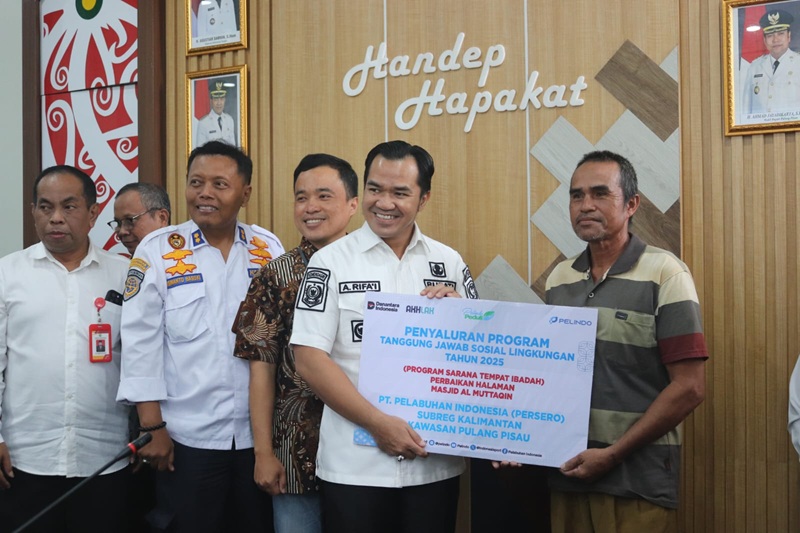 Bupati Pulang Pisau Terima Bantuan TJSL Pelindo, Dorong Sinergi Dunia Usaha