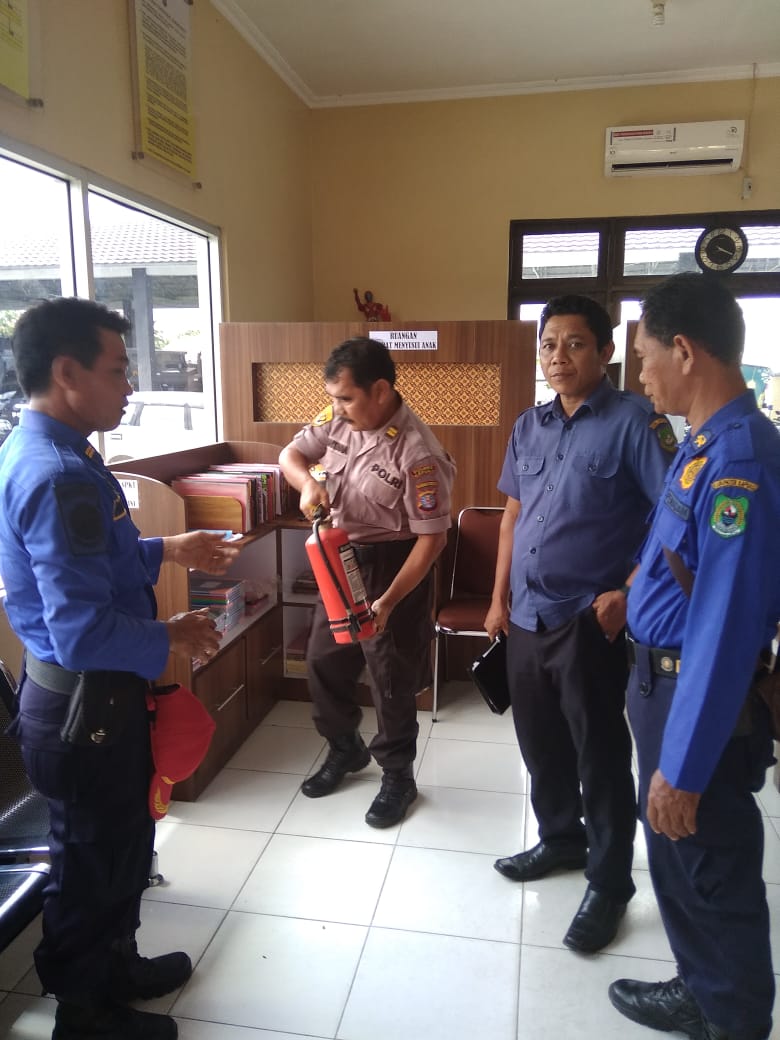 SatPol PP dan Damkar Kapuas Cek Sistem Keamanan Kebakaran