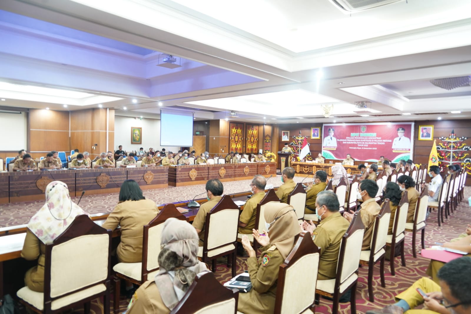 Rakor Evaluasi Pengendalian Administrasi Pelaksanaan Pembangunan, Tingkatkan Sinergisitas antara Pemprov dengan Pemerintah Kabupaten/Kota