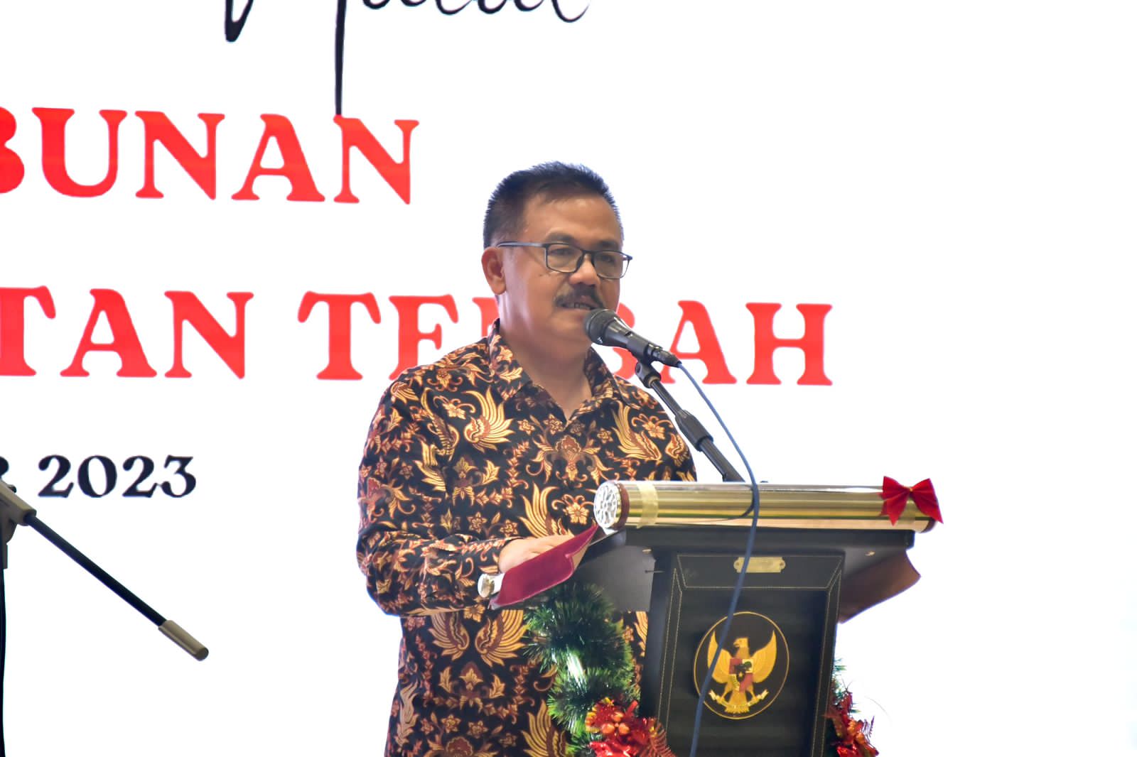 Plh. Asisten Pemkesra Herson B Aden : Sukacita Natal Kiranya Dapat Memperbarui Semangat Untuk Menjadi Pribadi yang Lebih Baik 