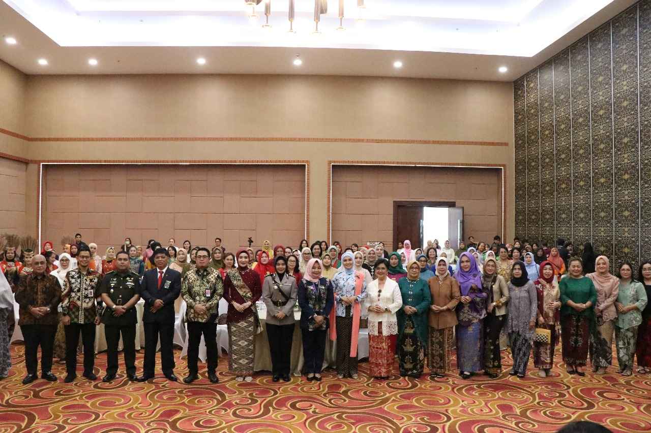 Kepala BKD Prov. Kalteng Hadiri Peringatan Hari Ibu ke-96 dan Talkshow Perempuan Menyapa, Perempuan Berdaya Menuju Indonesia Emas 2045