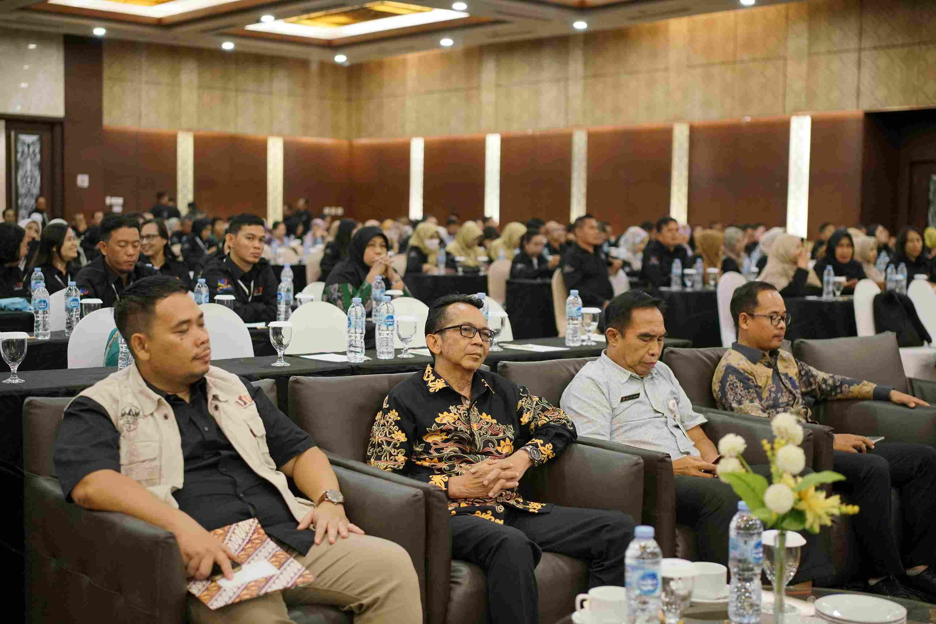 Inspektorat Provinsi Kalteng dan Dinas Pendidikan Berkolaborasi dalam Penutupan Gebyar GTK Kalteng Berkah 2024