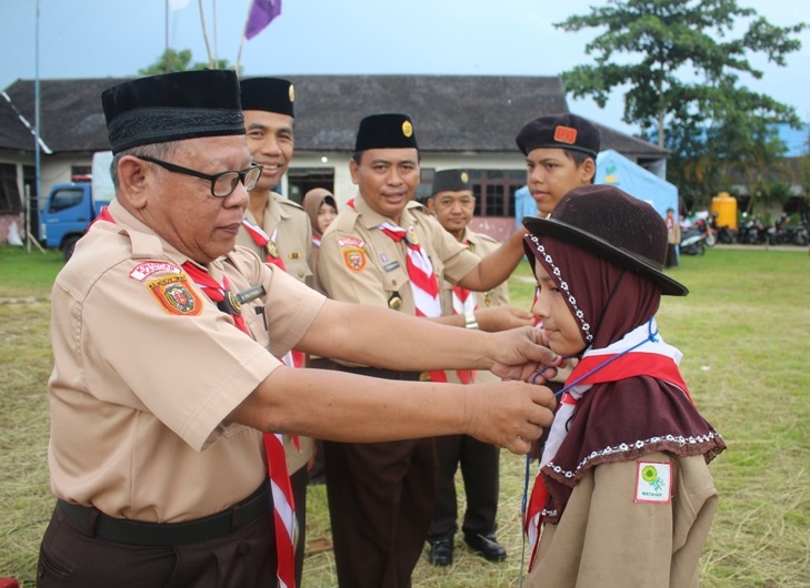 530 Pramuka Manarul Huda Kemah Besar dan Bazar Siaga