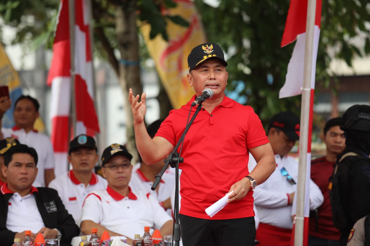 Gubernur hadiri Jalan Sehat Kebangsaan HUT ke 66 Kabupaten Kotim