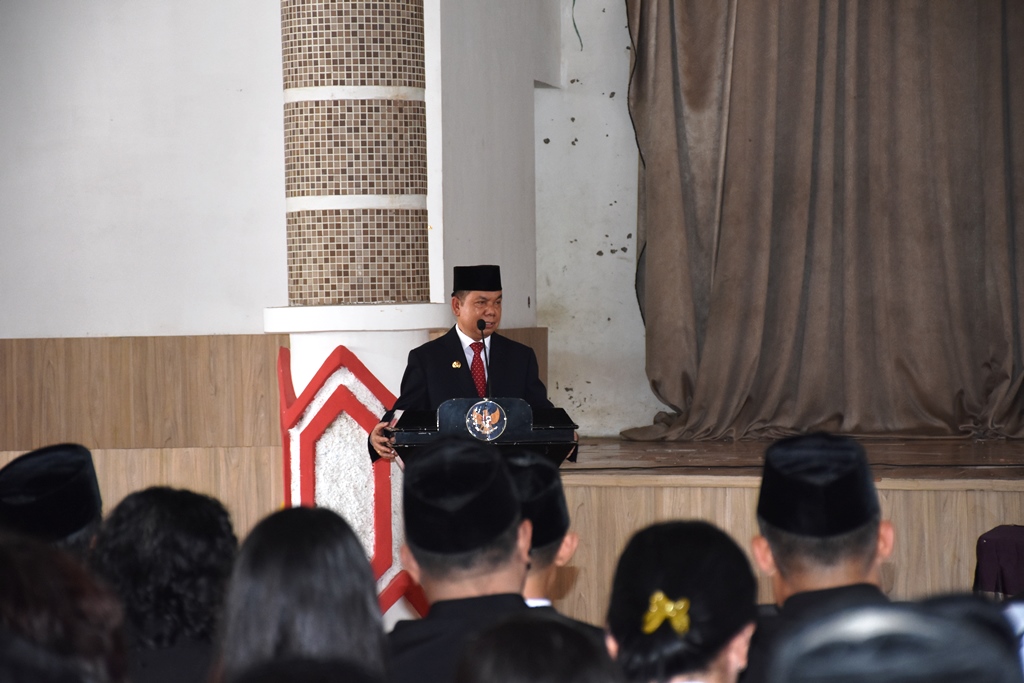 Bupati Kapuas Lantik Jabatan Administrator dan Pengawas