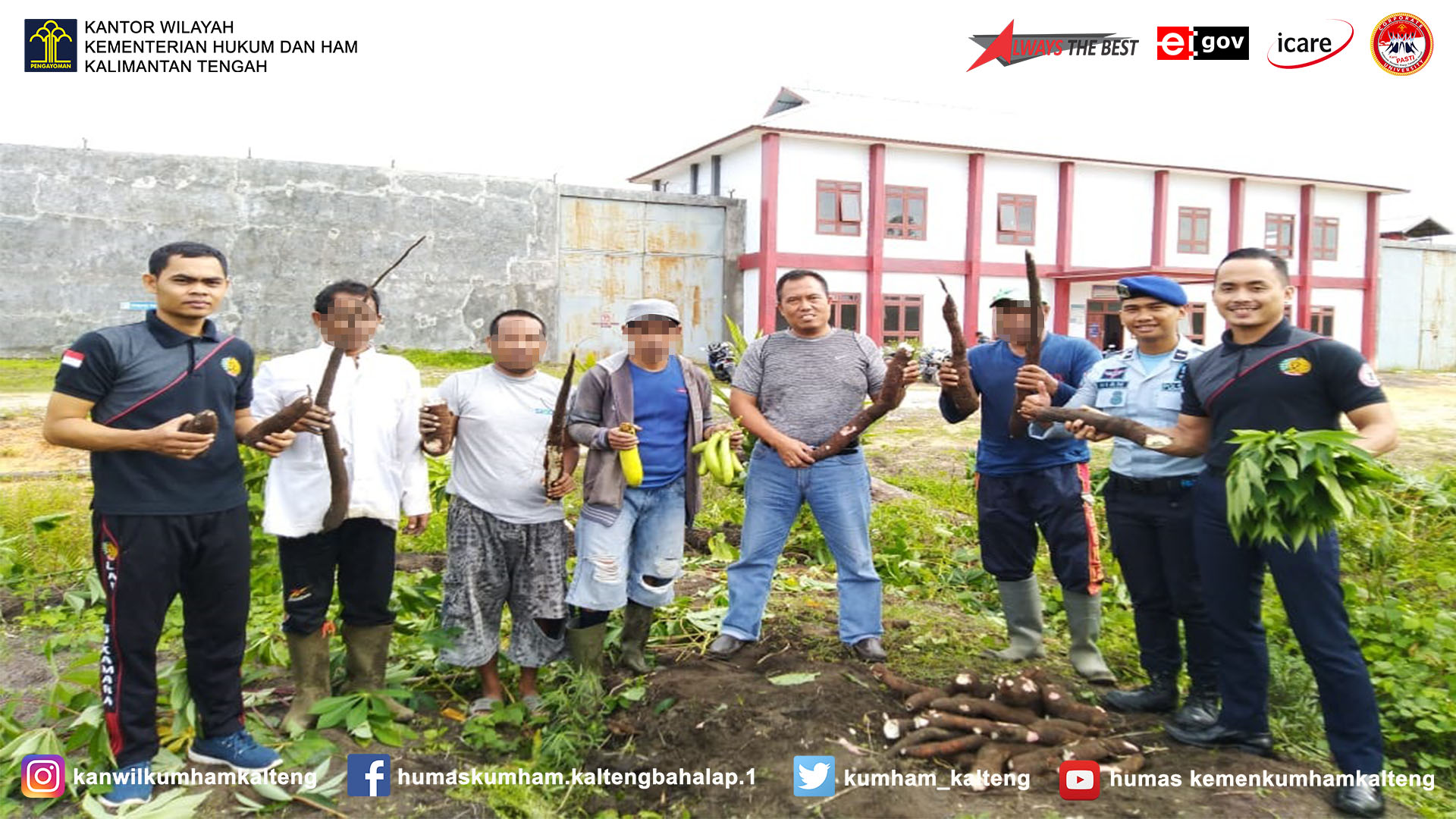 Memanfaatkan Lahan Kosong, Lapas Sukamara Panen Sayur-Sayuran