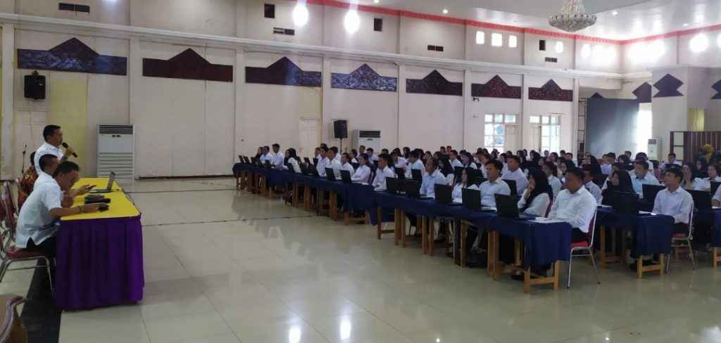 Wakil Bupati Murung Raya Beri Semangat Kepada Peserta Test CPNS