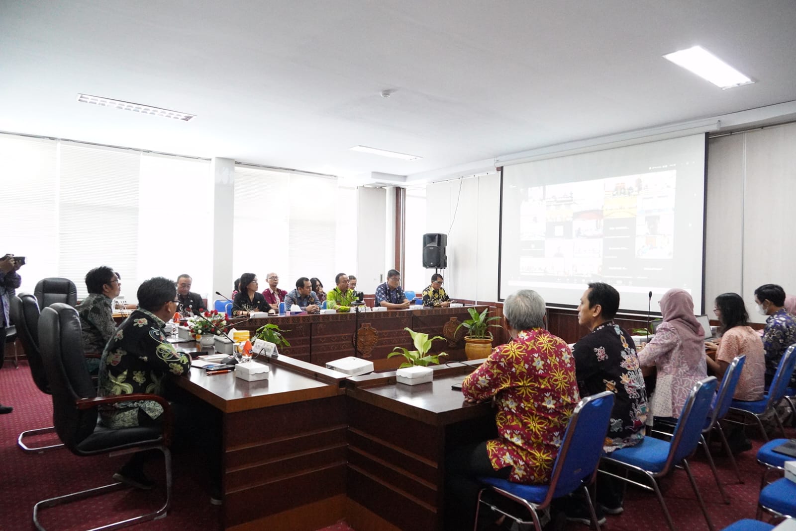 Plh Sahli Pemkumpol Suharno Pimpin Rakor Pelaksanaan Pengawasan Peningkatan Kualitas Perencanaan dan Penganggaran Pemerintah Daerah se-Prov. Kalteng Tahun 2025