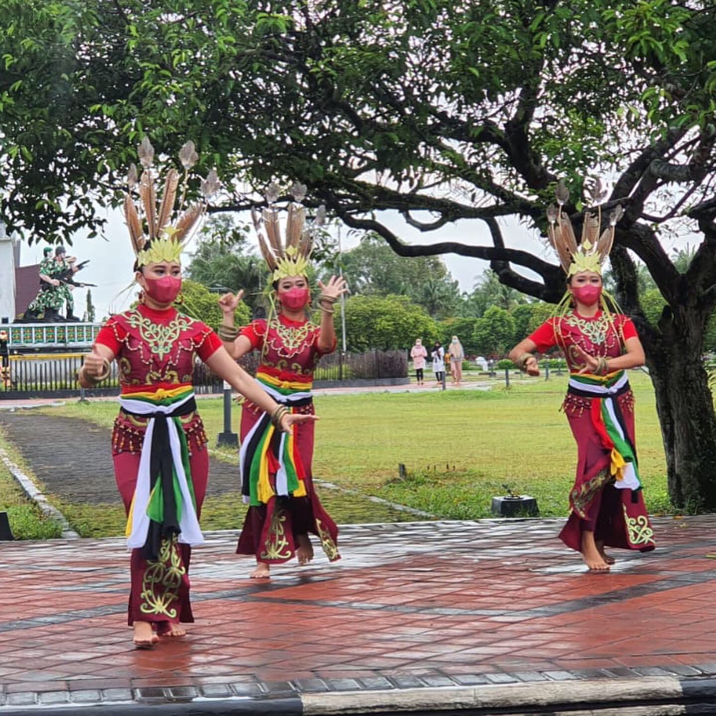 Gemerincing Gelang Dadas dan Atraksi Kuda Lumping Ramaikan CFD