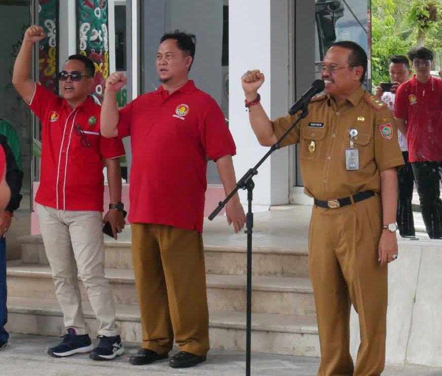 Lepas Kontingen Percasi, Ini Harapan Sekda Kalteng Nuryakin