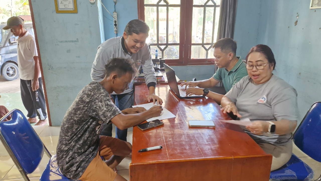 Pemprov Kalteng Fasilitasi Layanan Perizinan On Site Sektor Kelautan dan Perikanan di Kabupaten Kotawaringin Timur 