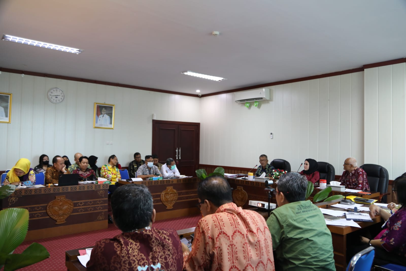 Bahas KPPR, Asisten Bidang Pemkesra Katma F. Dirun pimpin Rapat Forum Penataan Ruang Prov. Kalteng
