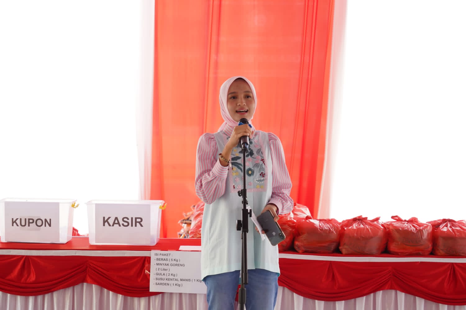 Gelar Pasar Penyeimbang di Kabupaten Kotawaringin Barat, Pemprov Kalteng Sediakan 6.000 Paket Bahan Pokok dan Komoditas Lainnya