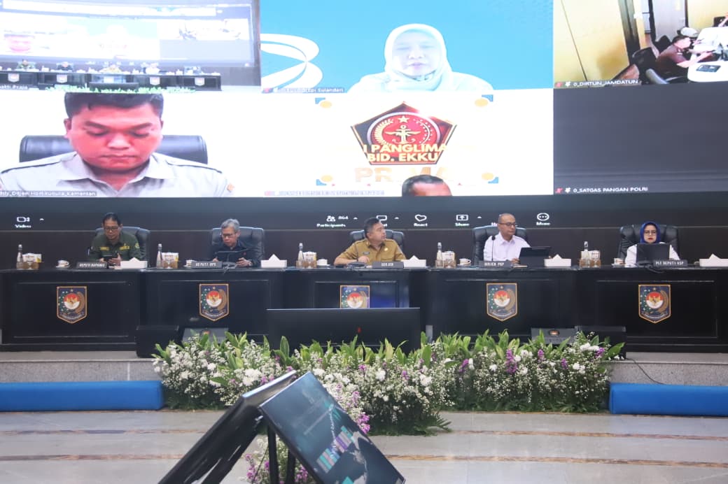 Kendalikan Harga Komoditas, Sekjen Kemendagri Minta Pemda Pastikan Ketersediaan Cabai dan Bawang Merah