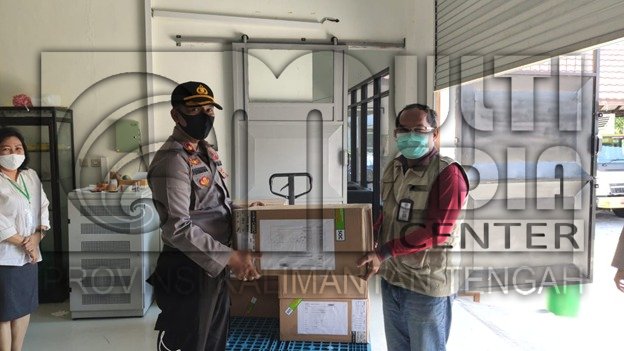 Gubernur Kalteng Salurkan Bantuan Masker Untuk Menunjang PSBB di Palangka Raya