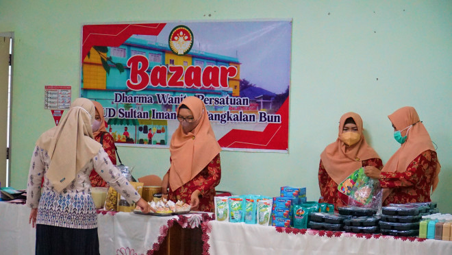Tingkatkan Silaturahmi, DWP Kobar Halal Bihalal dengan Seluruh Anggota