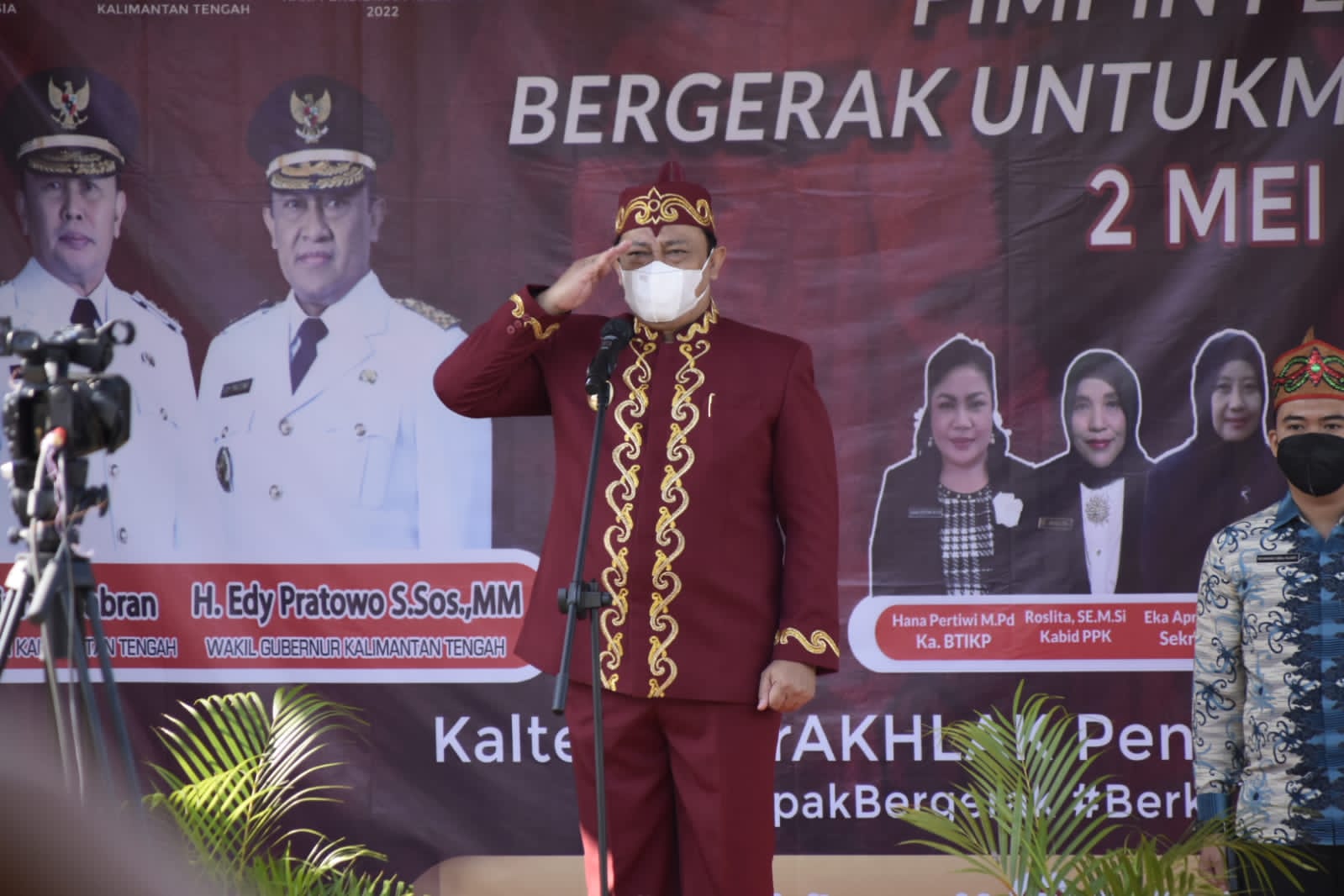 Wagub Edy Pratowo Pimpin Upacara Peringatan Hardiknas Tahun 2022