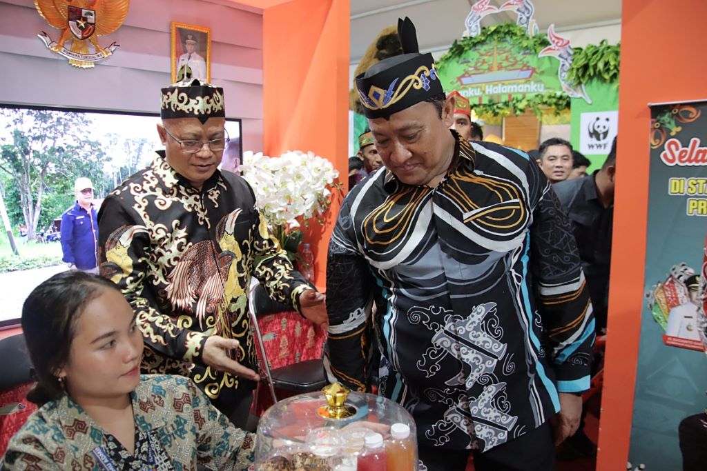 Ramaikan Kalteng Expo, Dinas PMD Prov. Kalteng Pasarkan Produk BUMDes dan Pamerkan Inovasi Teknologi Tepat Guna