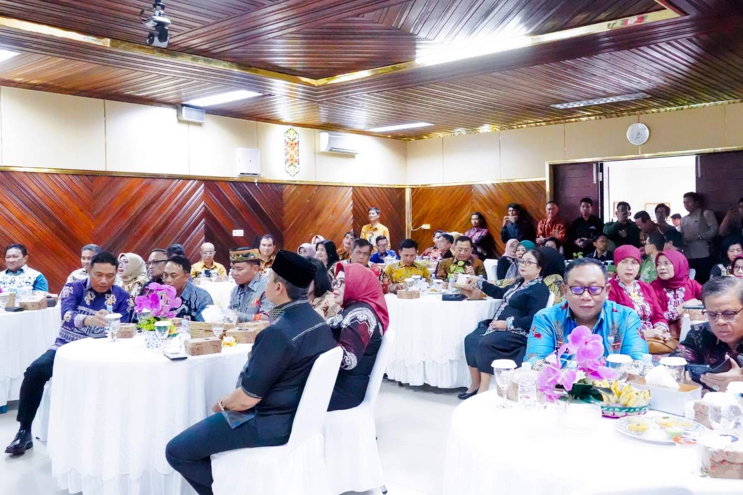 Gubernur Kalteng Sambut Ketua Pengadilan Tinggi Palangka Raya yang Baru, Tegaskan Komitmen Perkuat Supremasi Hukum