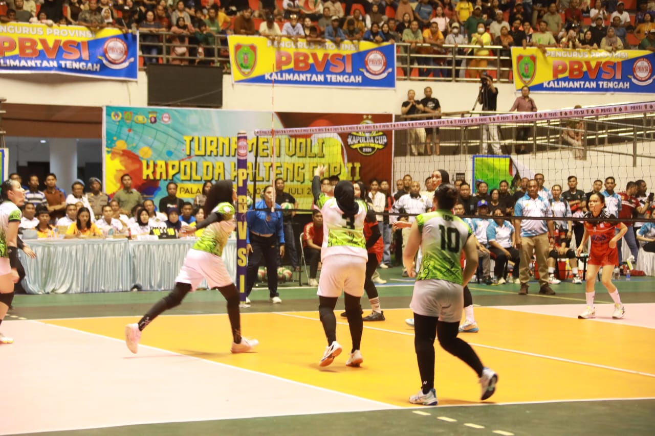 Kapolda Cup II Tahun 2026 Sukses Digelar, Gubernur Agustiar Sabran Serahkan Piala kepada Para Juara