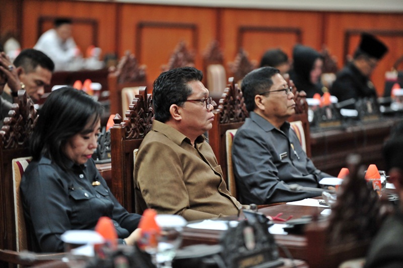 Dewan Lanjutkan Pembahasan Raperda dan Tatib