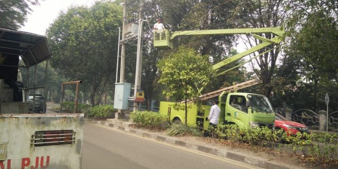 Perkim Akan Pasang 26 Lampu PJU Di Jl. Yos Sudarso Ujung