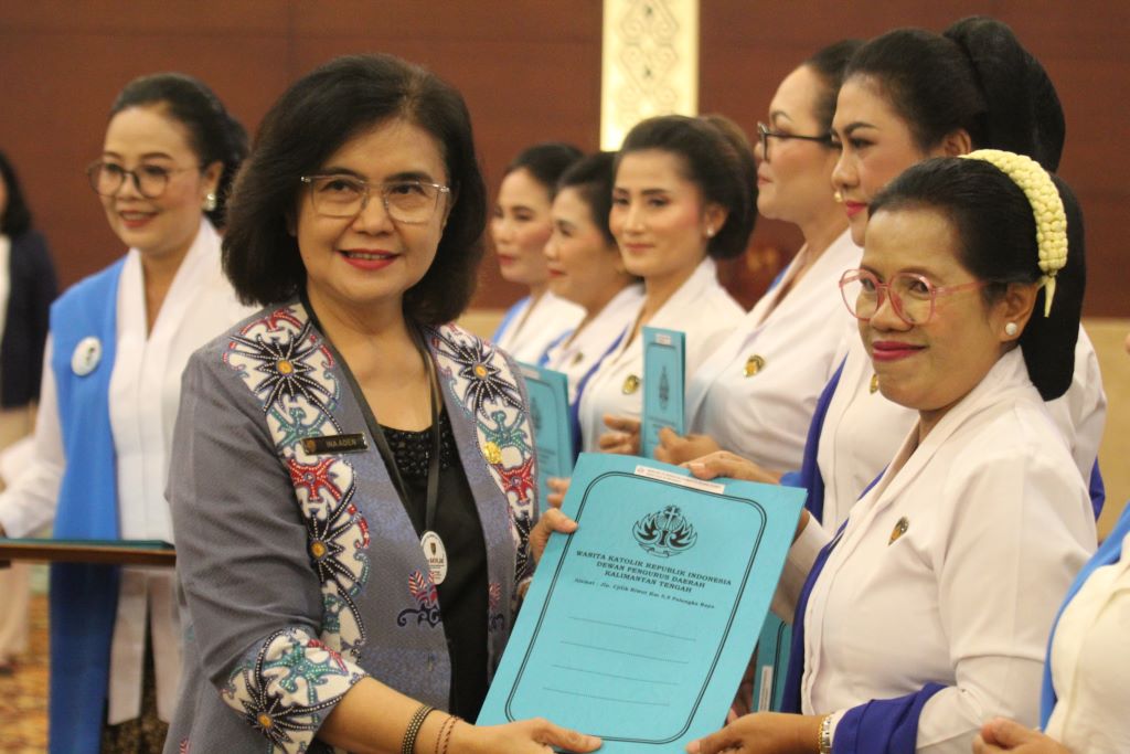 Wakili Gubernur, Kepala DP3APPKB Hadiri Perayaan HUT 100 Tahun Wanita Katolik Republik Indonesia