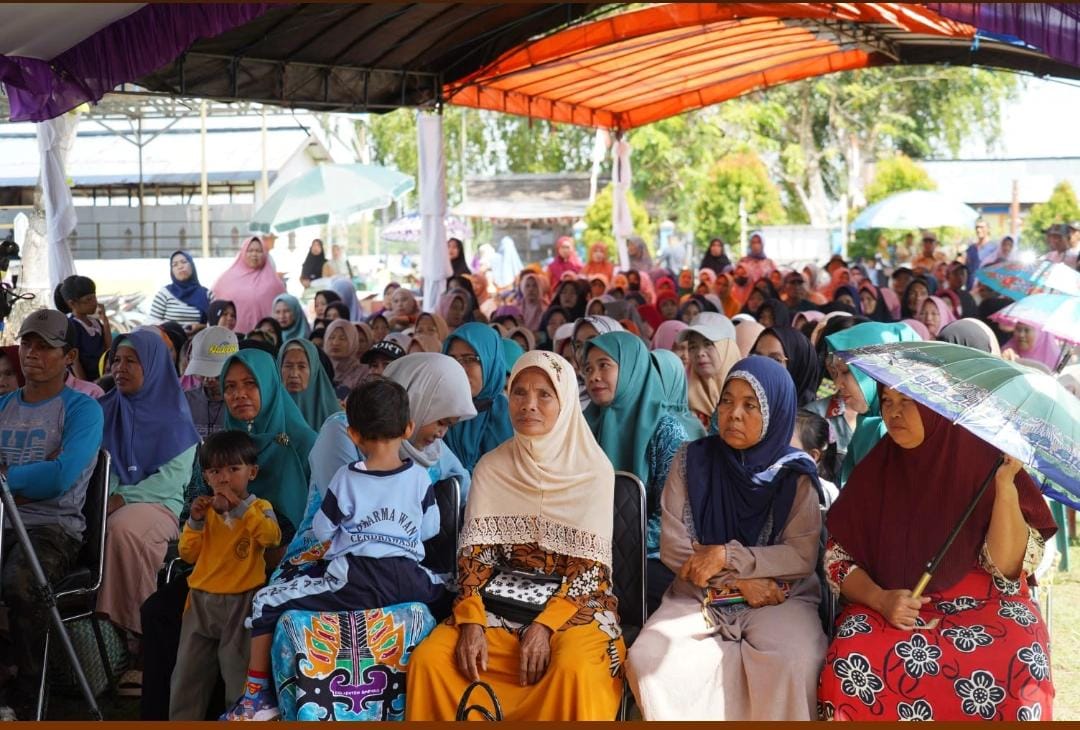 Buka Pasar Murah di Kecamatan Kapuas Kuala, Wagub Edy Pratowo Sampaikan Upaya Pemprov Atasi Masalah Pangan