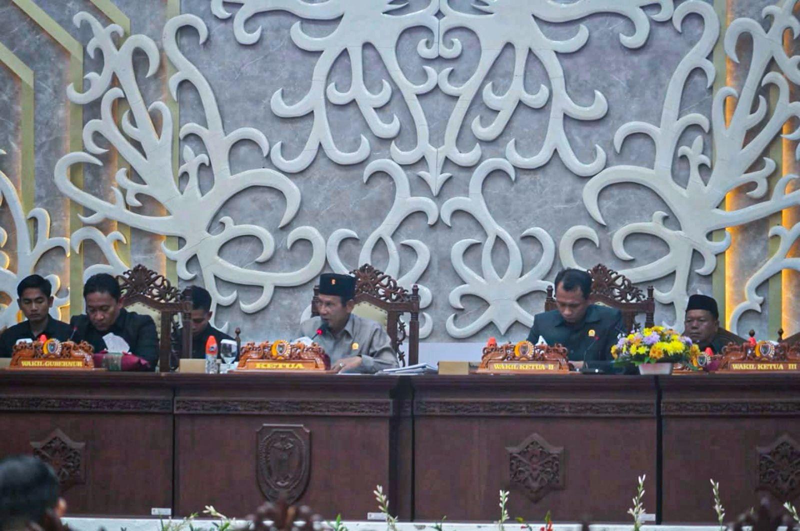 Rapat Paripurna DPRD Kalteng Tutup Masa Sidang III dan Buka Masa Sidang I, Wagub Tekankan Sinergi Pemprov-DPRD