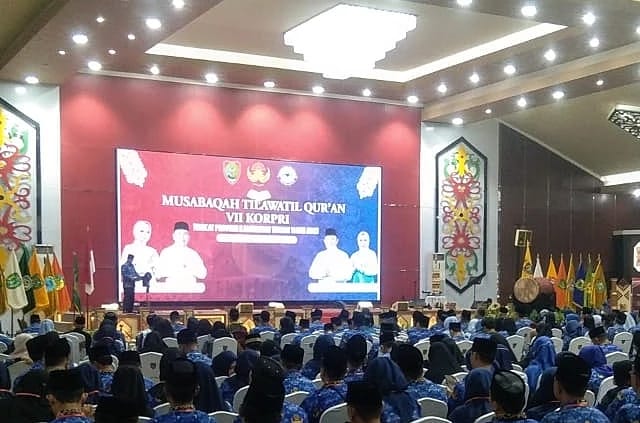 Hadiri Penutupan MTQ KORPRI Kalteng 2023, Sekretaris DPRD H. Pajarudinnoor Raih Juara Narahubung Kafilah Terbaik Kedua