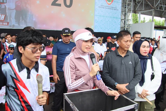 Barut Menyala! Gubernur Sugianto Sabran Apresiasi Antusiasme Masyarakat, Hadiahkan 175 orang Umroh dan Perjalanan Rohani