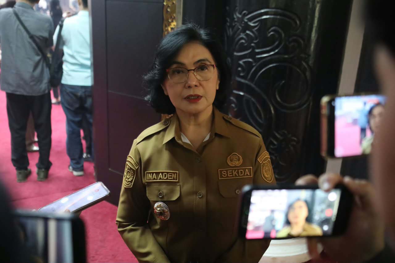 Sekda Kalteng Hadiri Rapat Paripurna DPRD, Pemerintah Perkuat Penanganan Karhutla dan Perlindungan Relawan