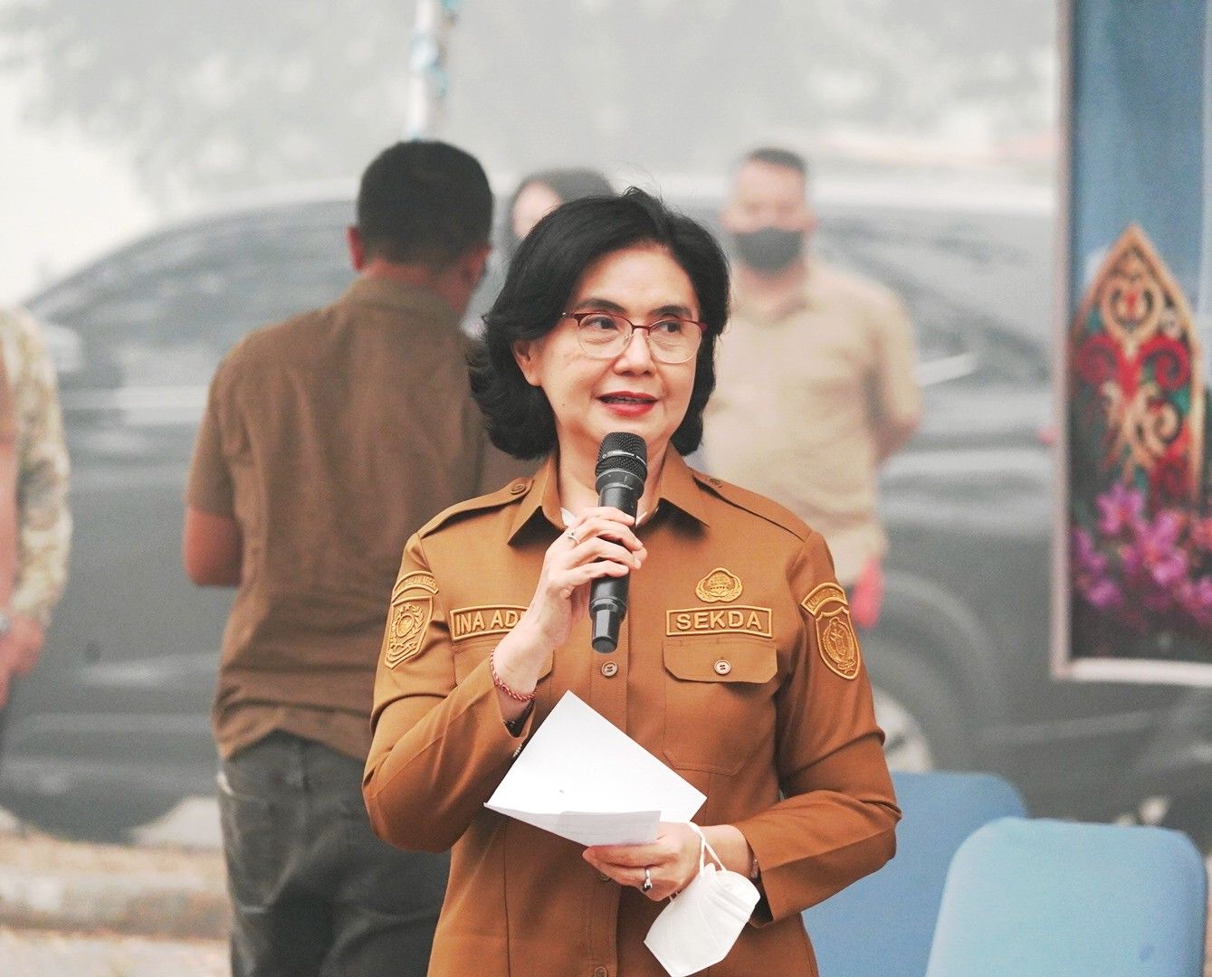 Pemprov Kalteng Salurkan Bantuan Pangan dan KHBS kepada Masyarakat Kelurahan Menteng