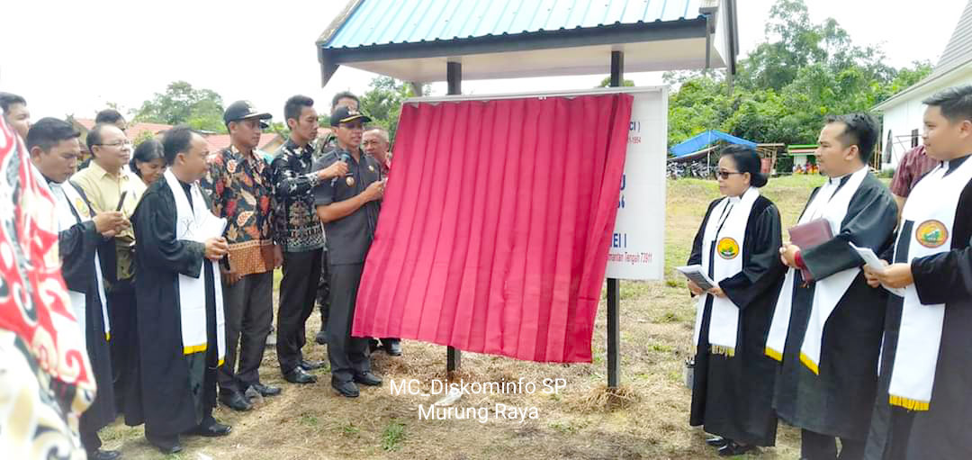Bupati Perdie Meresmikan Gedung Gereja Galilea, Jemaat GKE Muara Maruwei I 