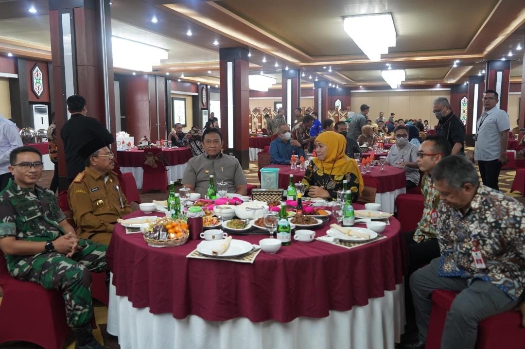 MoU Misi Dagang Bersama Provinsi Jawa Timur, Wagub Edy Pratowo Harapkan Perekonomian di Kalteng Makin Lancar