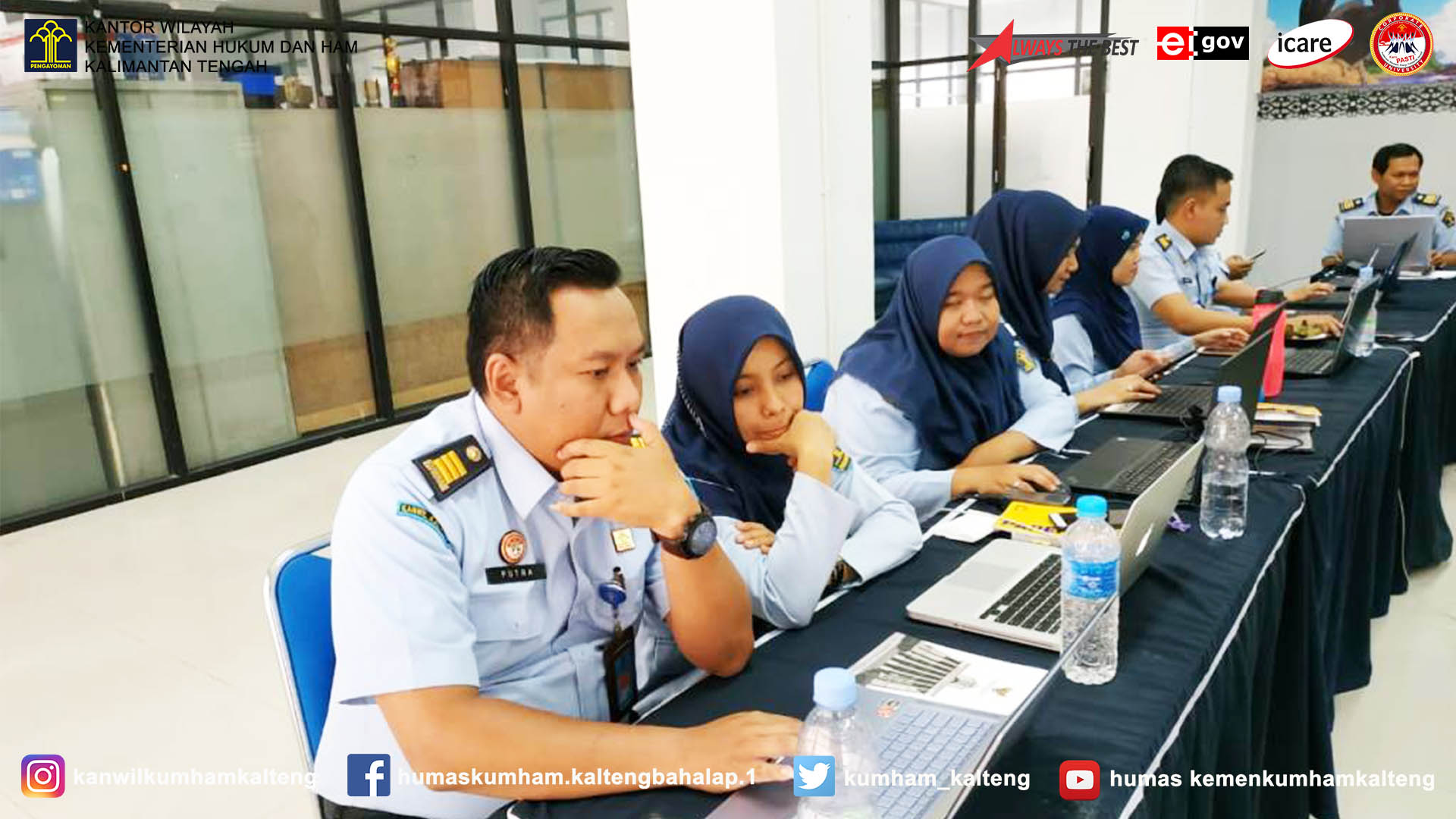 Kakanwil Beserta Kepala Divisi Yankum dan JFT Perancang Ikuti Post Test Pelatihan Penguatan Pengharmonisasian Raperda Metode E-Learning