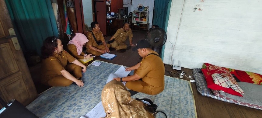 Inspektur Daerah Prov. Kalteng Pimpin Evaluasi Penyaluran Bansos UEP dan Bansos DBH DR