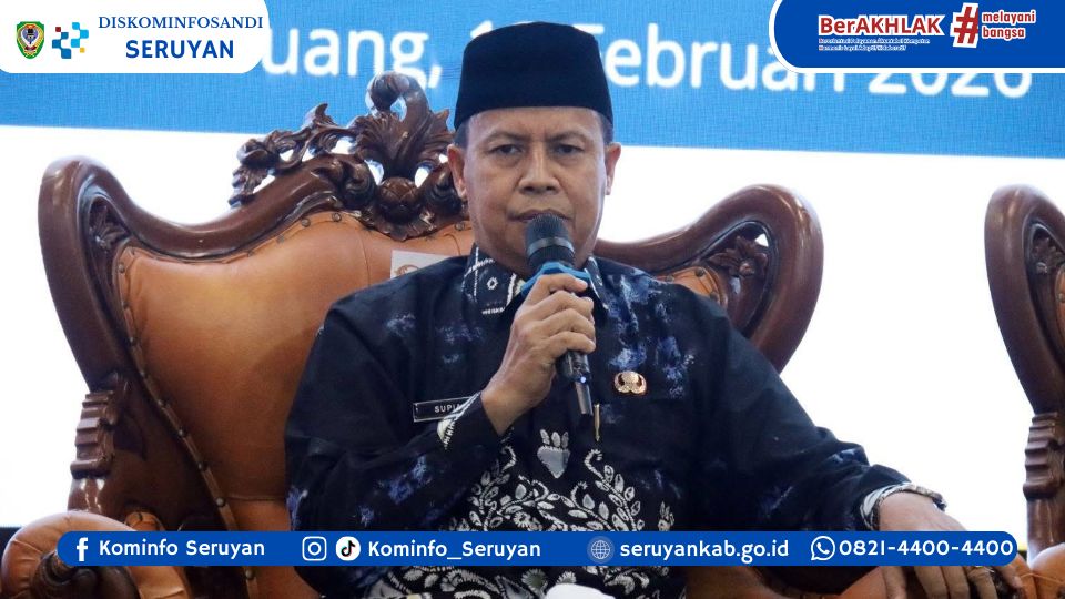 Dukung Layanan Keagamaan dan Sosial, Wabup Serahkan Kendaraan Operasional