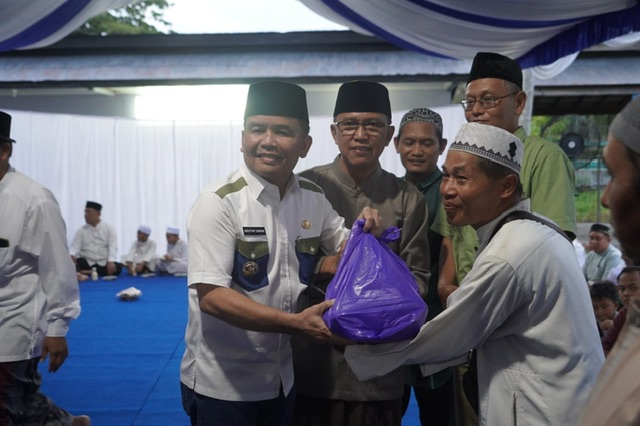 Hadiri Buka Puasa Bersama di Kalteng Pos, Gubernur H. Agustiar Sabran : Insan Pers Kawal Pembangunan di Kalteng