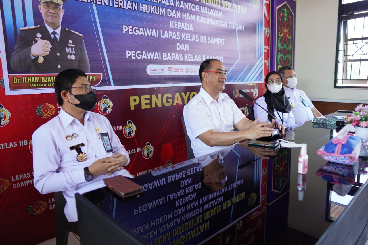 Perkuat Tim Kehumasan, Kakanwil Kemenkumham Kalteng Berikan Penguatan Sekaligus Perkenalkan Inovasi Rabu HUMANIS