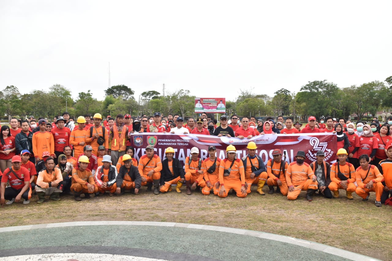 Peringati Hari Otonomi Daerah ke XXVII, Pemprov. Kalteng Laksanakan Bhakti Sosial Pembersihan Tempat Ibadah