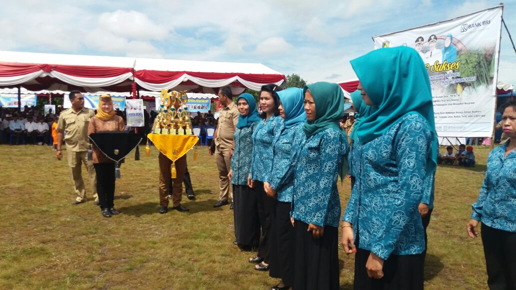 Pencanangan Bulan Bakti Gotong Royong Masyarakat (BBGRM) XV, Hari Kesatuan Gerak PKK ke â€“ 46, Hari Keluarga Nasional ke -25 Tingkat Kota Palangka Raya dan Maja Lewu Tahun 2018