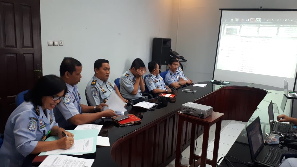 Kanwil Kalteng bersama Staff Ahli Bidang Polkam Berikan pengarahan dan pendampingan langsung di Kanim Sampit