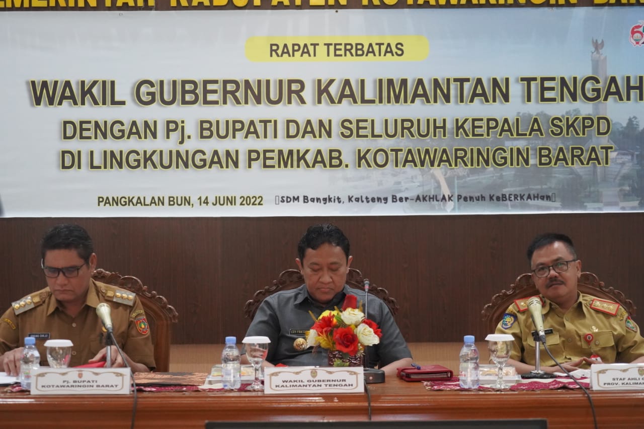 Pimpin Ratas Dengan Pemkab Kobar, Wagub Kalteng Tekankan Penggunaan APBD Harus Efektif Perannya Untuk Bangkitkan Perekonomian 