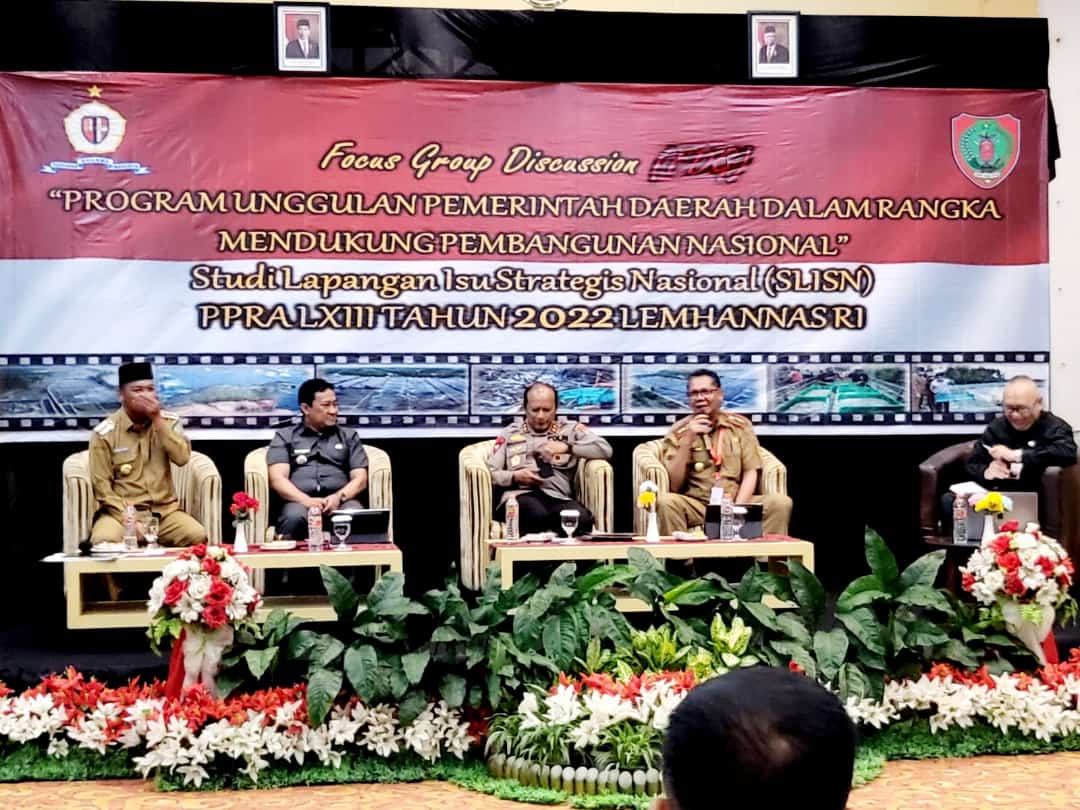 Kadislutkan Prov. Kalteng Paparkan Program Shrimp Estate pada PPRA LXIII Lemhannas RI di Kobar