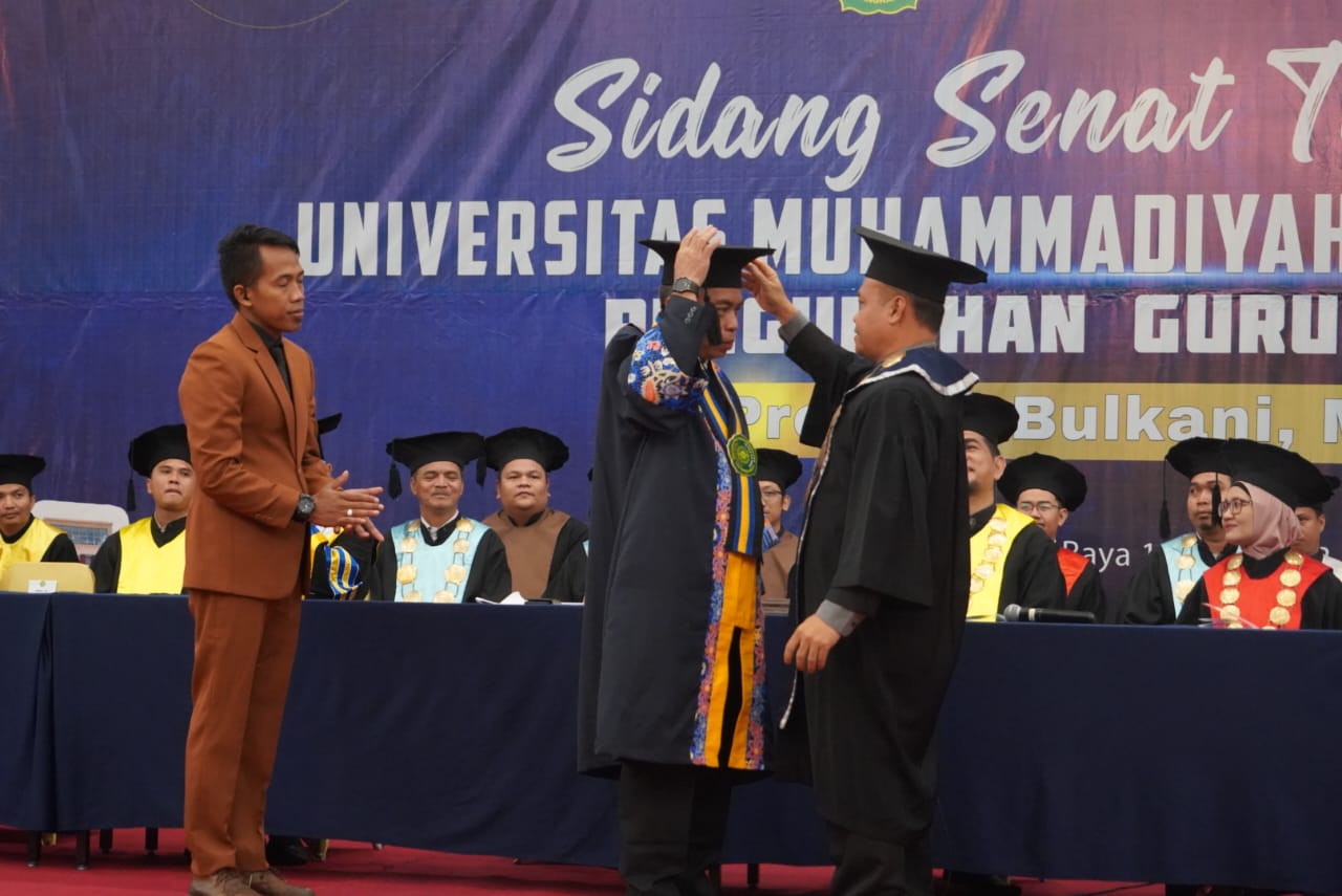 Wagub Kalteng Sampaikan Sambutan Pada Pengukuhan  Guru Besar Prof. Dr. H. Bulkani, M.Pd