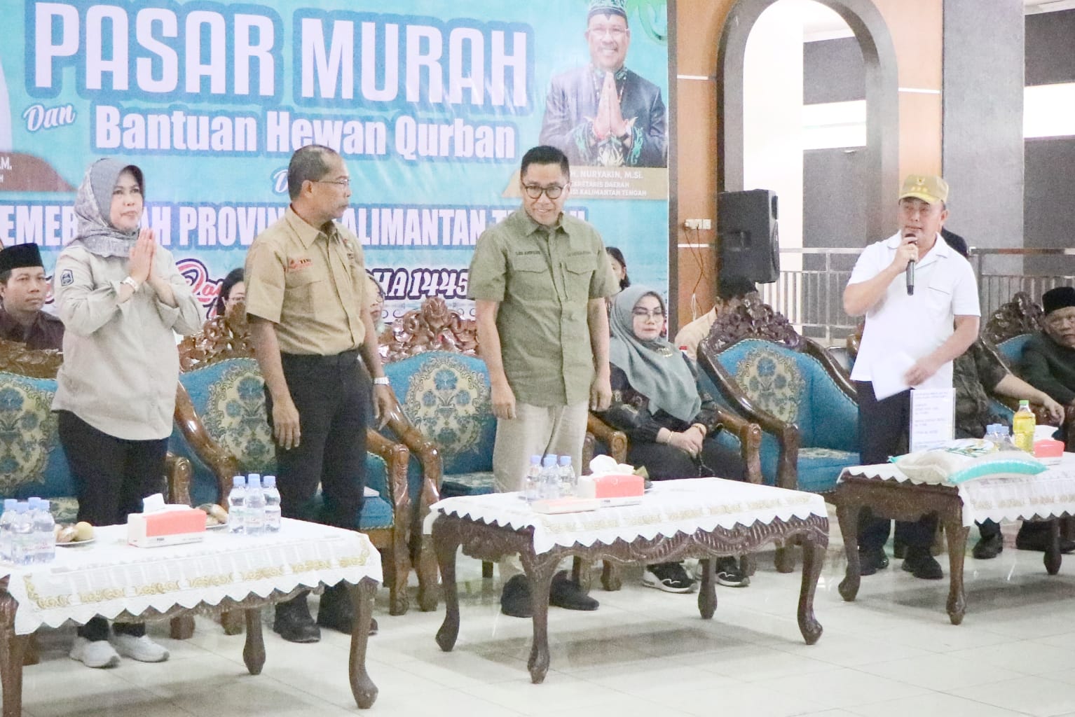 Kepala BKD Lisda Arriyana Dampingi Gubernur Kalteng Buka Pasar Murah di Kotawaringin Timur