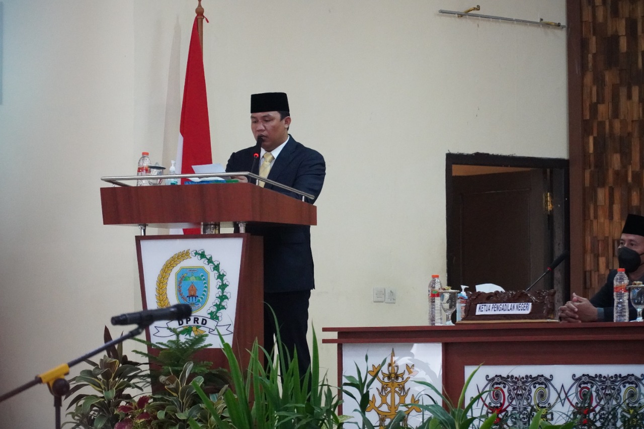 Ketua DPRD Kabupaten Lamandau Resmi Dilantik