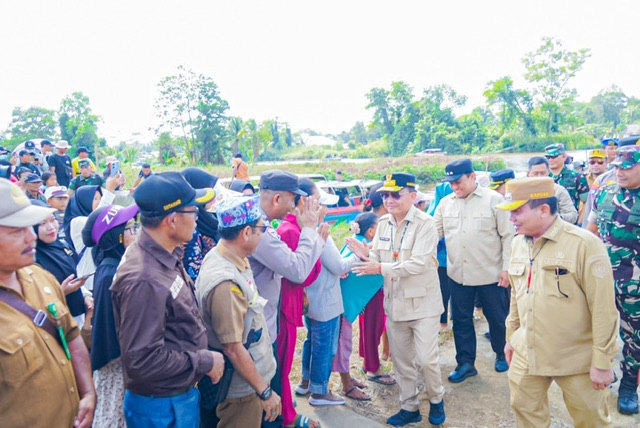 Gubernur Kalteng Siap Bangun Jalan Strategis di Terusan Makmur, Dukung Ketahanan Pangan Nasional